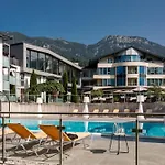Hartweger's 4*