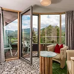 Hartweger's Hotel