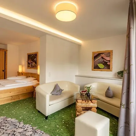 Hartweger's Отель 4*