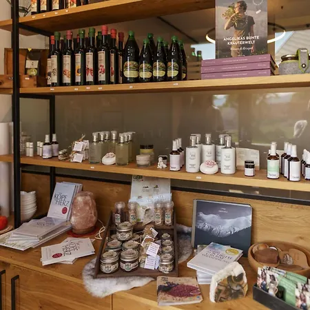 Hartweger's Hotel 4*