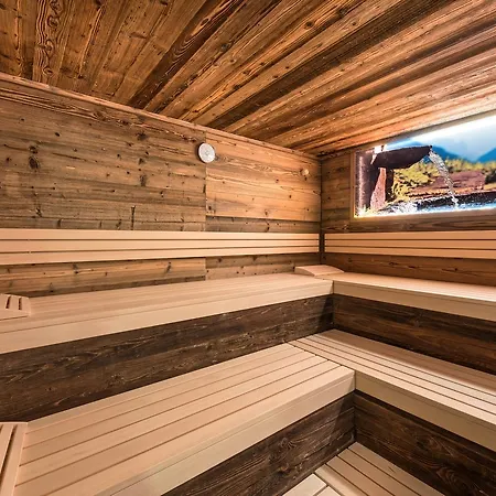 Hartweger's Отель 4*