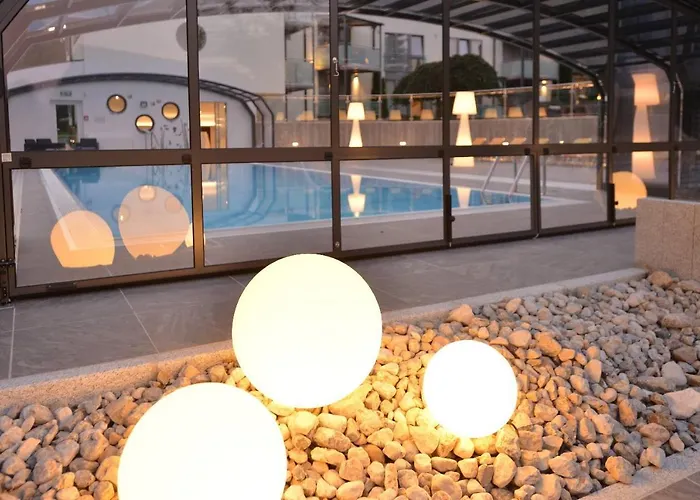 Hartweger's Hotel 4*