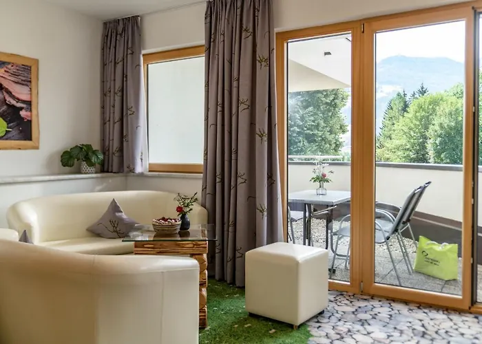 Hartweger's Hotel 4*