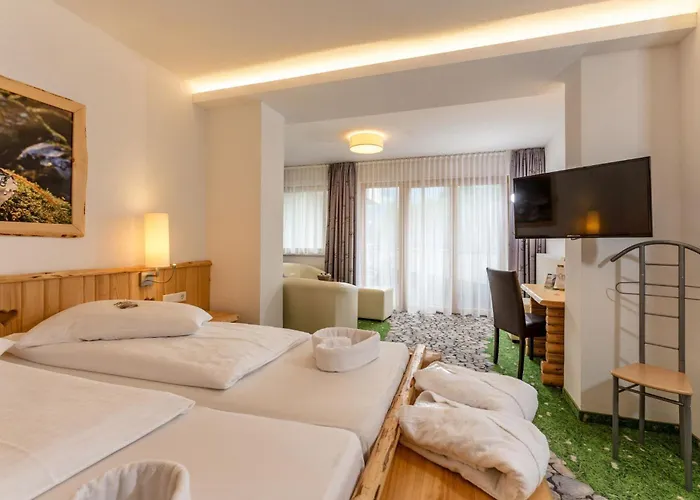 Hartweger's Hotel 4*